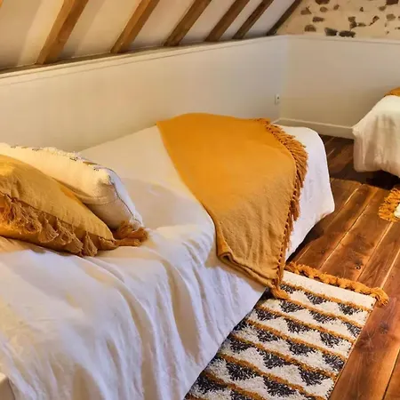 Prázdninový dům Maison Independante Avec Piscine Partagee, Maleville, 150 M² Maleville
