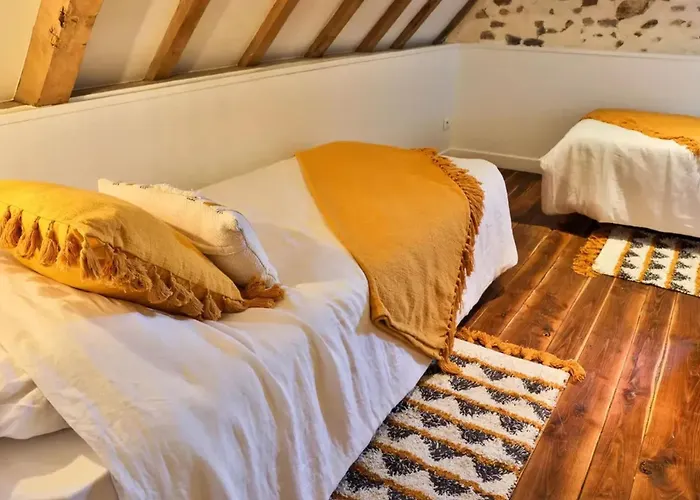 Сasa de vacaciones Maison Indépendante Avec Piscine Partagée, Maleville, 150 M² Maleville